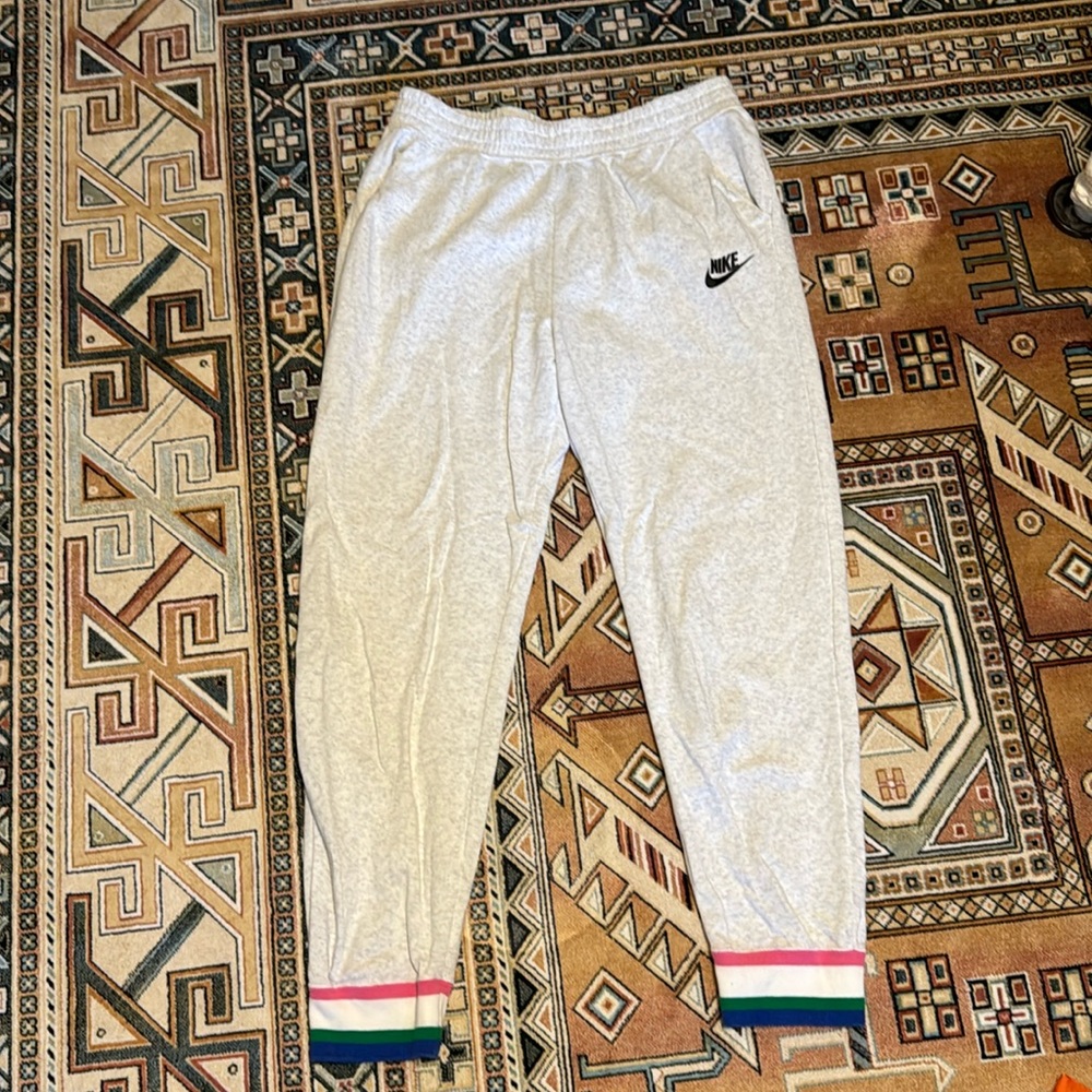 Nike Joggers